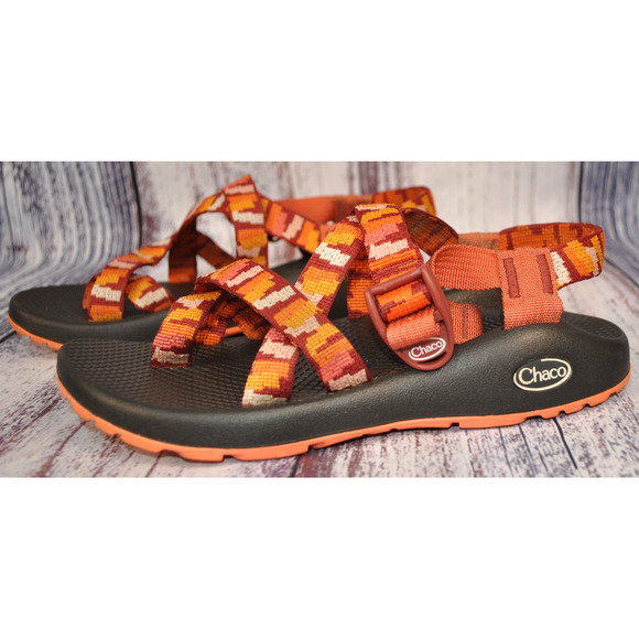 Chaco Z2 Sport Classic Sandals Single Strap Orange/Brown Chevron Women's Size 7 - Picture 1 of 8